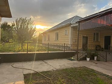 ошский рынок место: 🏡 ПРОДАЁТСЯ ДОМ — 47 СОТОК по документу! Район Сокулук село Саз — 2
