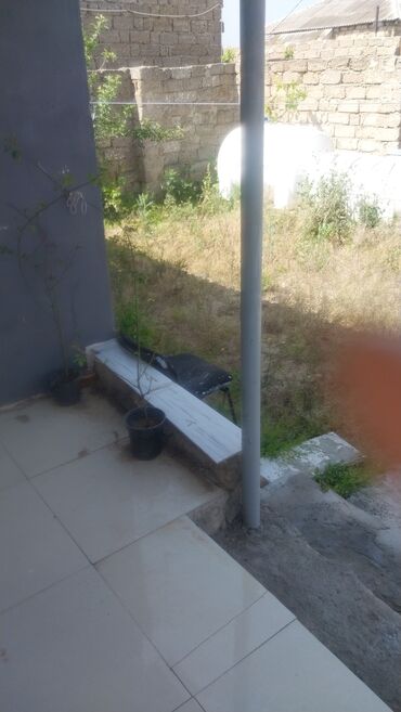 Həyət evləri və villaların satışı: Binə 2 otaqlı, 70 kv. m, Kredit yoxdur, Orta təmir