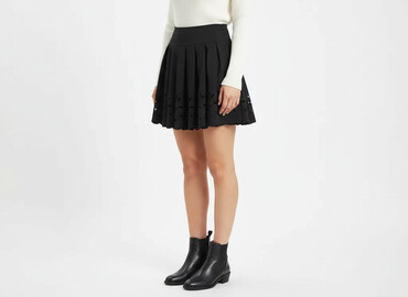 spódnice z zamkiem z tyłu: Women`s skirt, size M