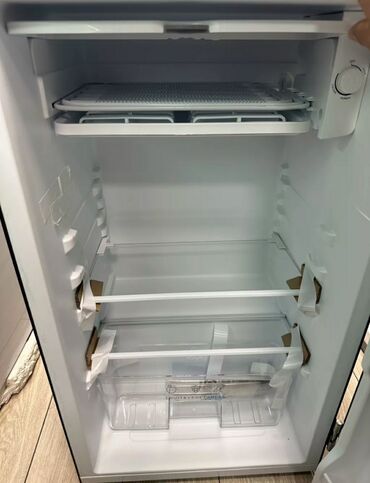 Холодильники: Холодильник Avest, Новый, Двухкамерный, De frost (капельный), 52 * 80 * 50