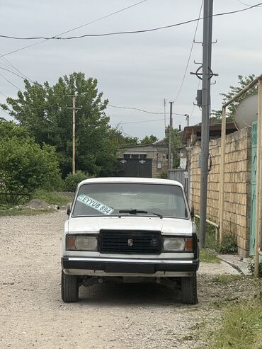 06 mator: VAZ (LADA) 2107: 1.7 l | 2001 il 90000 km Sedan