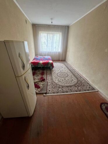 квартира гостиничный типа: 1 комната, 18 м², Общежитие и гостиничного типа, 3 этаж, Старый ремонт