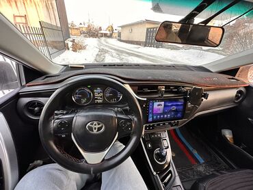 катушка 1 8: Toyota Corolla: 2017 г., 1.8 л, Робот, Гибрид