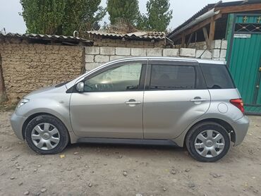 купить авто без посредников от хозяина недорого: Toyota ist: 2003 г., 1.3 л, Автомат, Бензин, Хэтчбэк