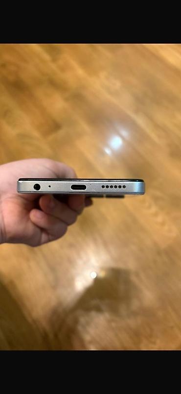 Digər mobil telefonlar: Android Tecno Spark Go 2024 / 128 GB, 1 ildir alınıb, demək olar — 10