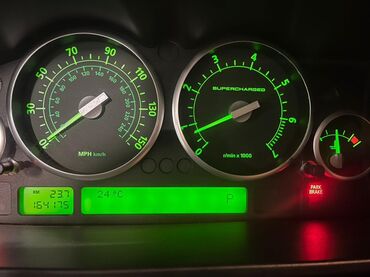 Land Rover: Tecili satilir masin saqlam masindi istenilen ustada servisinde — 10