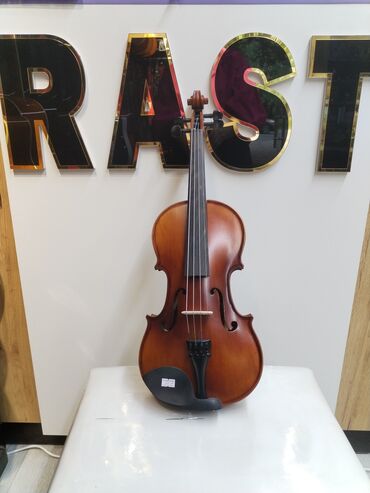 Violonçellər: Skiripka Aileen 4/4 Rast musiqi alətləri mağazalar şəbəkəsi 3 ünvanda