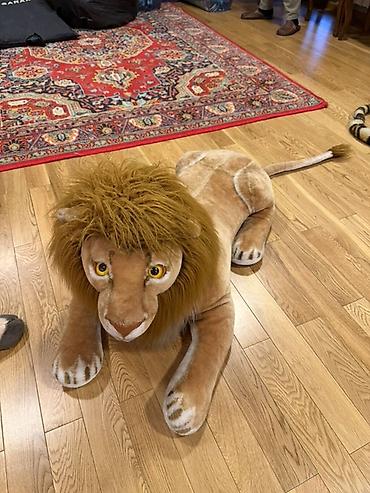 besik oyuncaq: Böyük ölçülü aslan plyuş oyuncağı - Realistik dizayn: detallı üz — 2