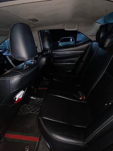 марсель: Toyota Corolla: 2017 г., 1.8 л, Автомат, Гибрид, Седан — 9