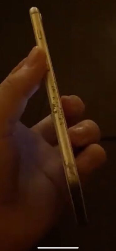 кнопочный телефон apple: IPhone 8 Plus, Золотой, Отпечаток пальца