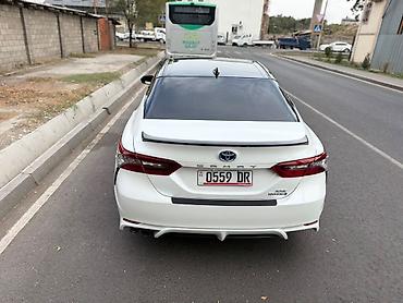 Продажа авто: Toyota Camry: 2022 г., 2.5 л, Вариатор, Гибрид, Седан — 5