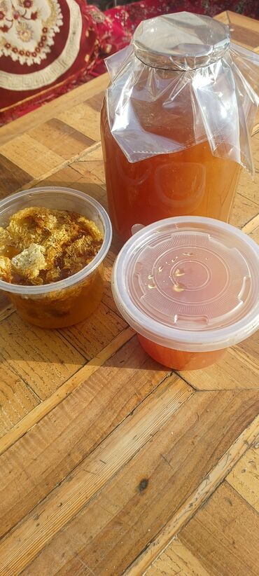 ящик для пчёл: Натуральный пчелиный мёд и соты - Продукт: жидкий мёд янтарного