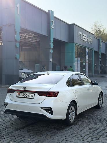 song plus 2024: Kia K3: 2018 г., 1.6 л, Автомат, Бензин, Седан — 4