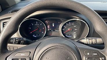 Kia: Kia Carnival: 2018 г., 2.2 л, Автомат, Дизель, Минивэн — 6