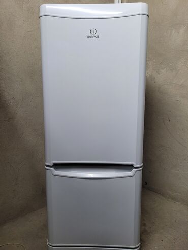 ������������������ ������������ ���������� ���� �������������������������� ������������: Холодильник Indesit, Б/у, Двухкамерный, De frost (капельный), 60 * 155 * 60