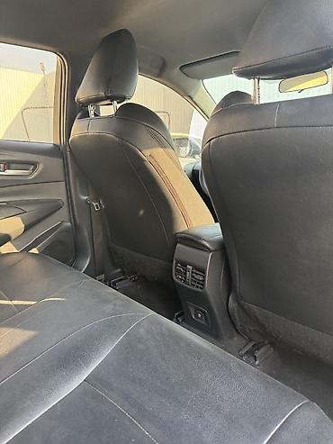 Транспорт: Toyota Corolla: 2023 г., 1.8 л, Вариатор, Гибрид, Седан — 8