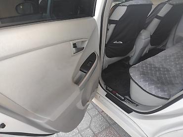 prius qranat: Toyota Prius: 1.8 l | 2013 il — 6