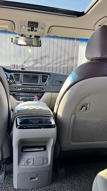 Kia: Kia Carnival: 2018 г., 2.2 л, Автомат, Дизель, Минивэн — 6