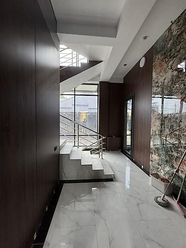 Коммерческая недвижимость: Продажа офисов 1700 м², Бизнес центр, 5 этаж — 10