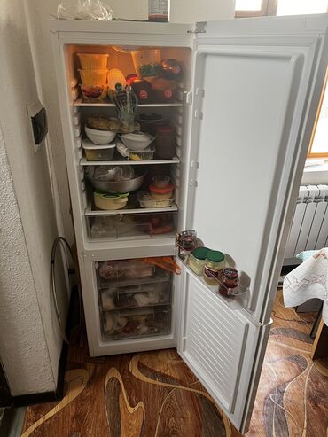 продать холодильник бу: Холодильник LG, Б/у, Двухкамерный, 170 *