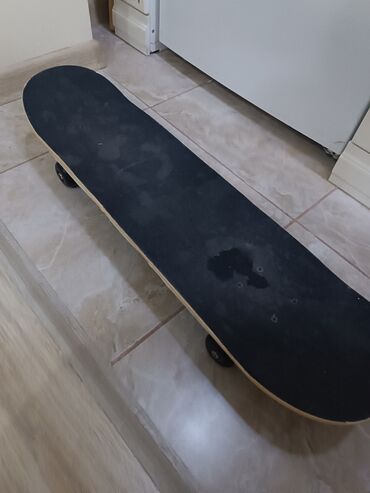 мешок бу: Продаем скейтборд!
почти новый, большого размера 
продадим за 1800 сом
