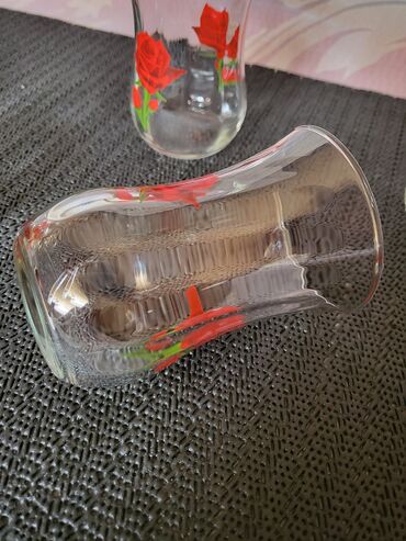 Čaše: Case nove,vintaz za caj,kuvano vino,grejanu. Komada 6 na lalafo.rs — 9 Čaše: Case nove,vintaz za caj,kuvano vino,grejanu. Komada 6 — 9