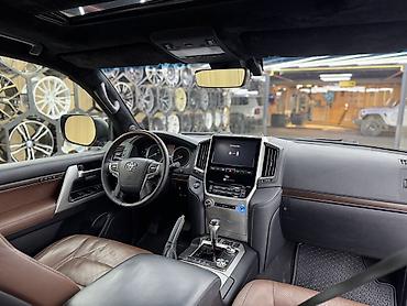 Toyota: Toyota Land Cruiser: 2019 г., 5.7 л, Автомат, Бензин, Внедорожник — 12