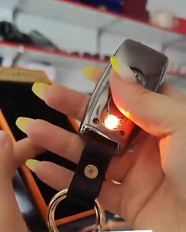 açarliq: LED displeyli çoxfunksiyalı açarlıq - Metal korpuslu, avtomobil açarı — 2