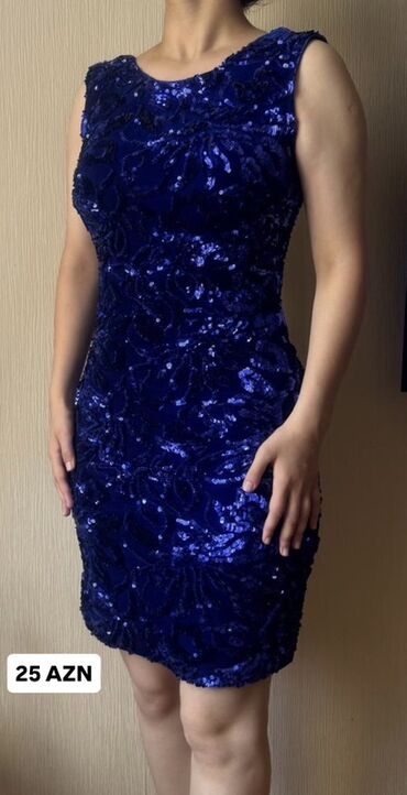 Ziyafət donları: Qadın geyimləri – bir neçə model 1) Qara krujeva detallı qısa don – — 3