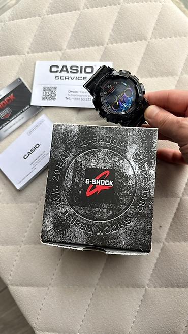 g shock: Casio G-Shock qol saatı. Qara rəngli, iri korpuslu və idman üslublu — 4