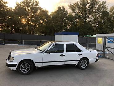 mers 202: Mercedes-Benz W124: 1985 г., 2.3 л, Механика, Газ — 2