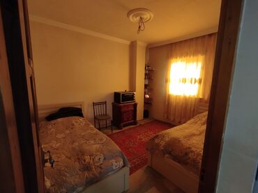 Həyət evləri və villaların satışı: Satış üçün həyət evi və torpaq sahəsi - Tam hasarlanmış geniş həyət — 11