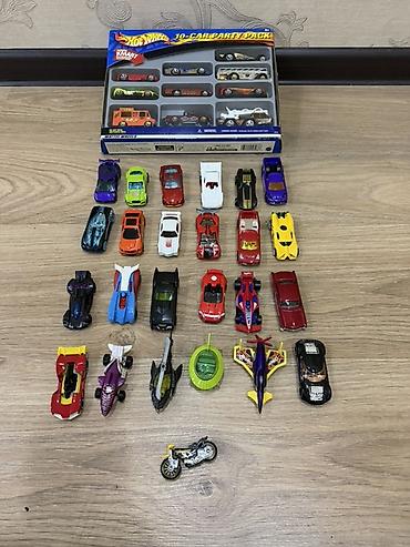 оптом часы: Набор игрушечных машинок Hot Wheels. Привезены из США. В комплекте — 4