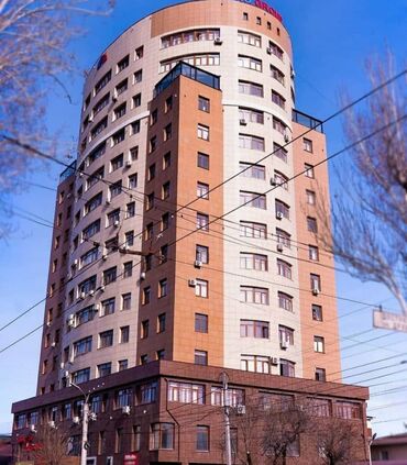 hh kg в Кыргызстан | ГИТАРЫ: Элитка, 3 комнаты, 66 м², Бронированные двери, Лифт, С мебелью