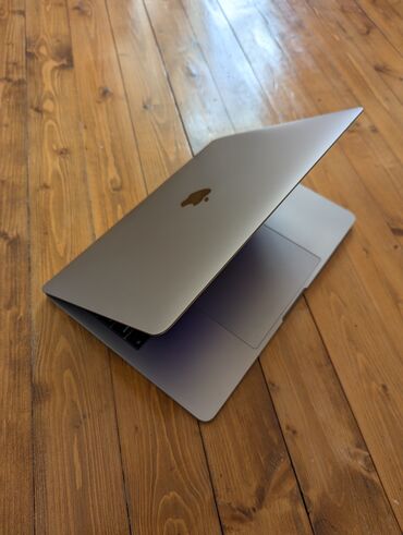 сумка для macbook: Б/у Apple MacBook, 13.3 ", Intel Core i5, 256 ГБ at lalafo.az сумка для macbook: Б/у Apple MacBook, 13.3 ", Intel Core i5, 256 ГБ