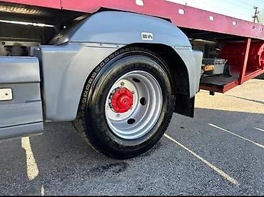 Эвакуаторы: Эвакуатор, Mercedes-Benz, 2010 г., Прямая — 3