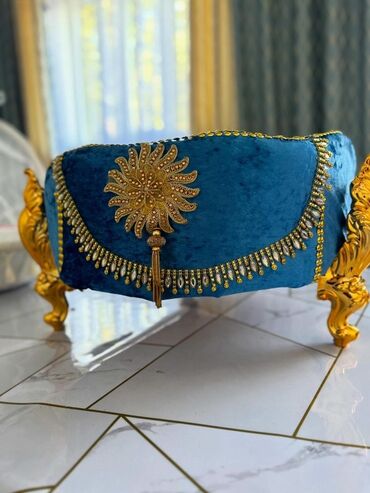 детскую кроватку кроватка к: Декоративная напольная подставка/пуф в восточном стиле. - Обивка