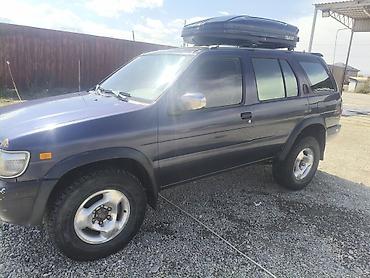 Nissan Pathfinder: 1998 г., 3.3 л, Механика, Газ, Внедорожник