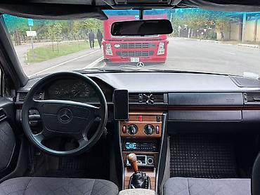 Продажа авто: Mercedes-Benz E-Class: 1995 г., 2.8 л, Механика, Бензин, Седан — 8