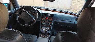cls 63 amg: Mercedes-Benz C-Class: 2.4 l | 1998 il Sedan — 4