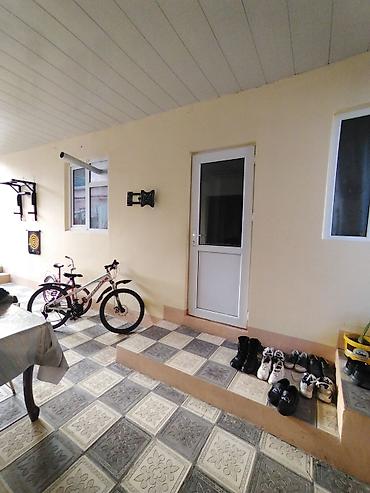 quba kirayə ev: 35 kv. m, 2 otaqlı, Telefon, Su, Kanalizasiya — 5