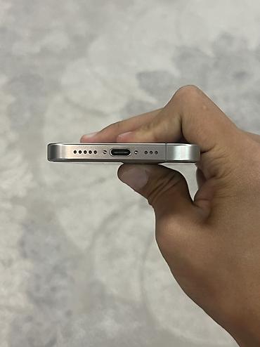 iphone 2 sim: IPhone 15 Pro, Б/у, 256 ГБ, Natural Titanium, Наушники, Защитное стекло, Чехол, 87 % — 6