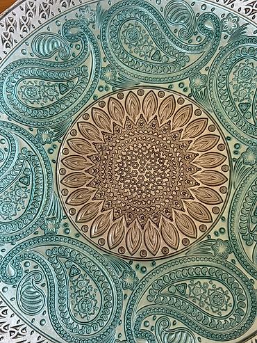 boru: Dekorativ metal qab – şaxsey-vaxsey (paisley) naxışlı - Material — 2