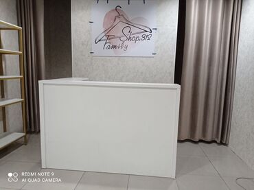 Стойки ресепшн: Стойка администратора/кассовый прилавок для магазина - Прямая