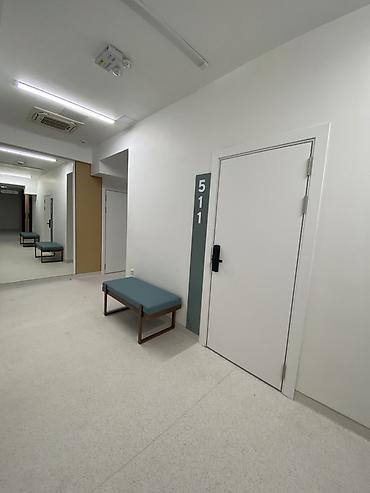 Продажа медицинских центров: Сдаю медицинский кабинет 326 м2. Прошу 60000 сом Дополнительно — 6