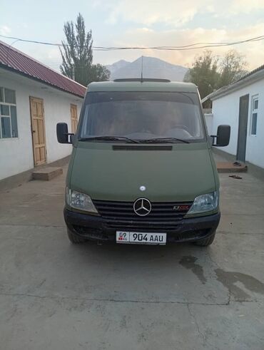 новые скутера: Легкий грузовик, Mercedes-Benz