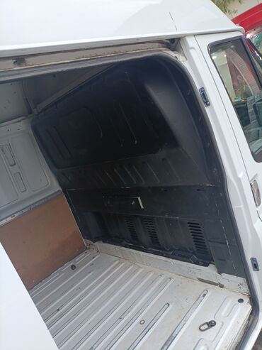 Yük maşınları: Ford 2010 il, motor 2.2 l, Furqon, İşlənmiş — 9