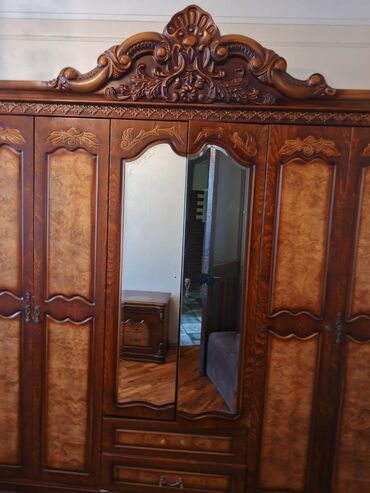 Qonaq otağı dəstləri: Masa və oturacaqlar — 9