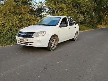 lada siti: Lada Granta sedan – ağ rəng Texniki və xarici xüsusiyyətlər: - Kuzov — 9
