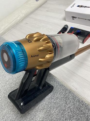 Вертикальный пылесос Б/у Dyson